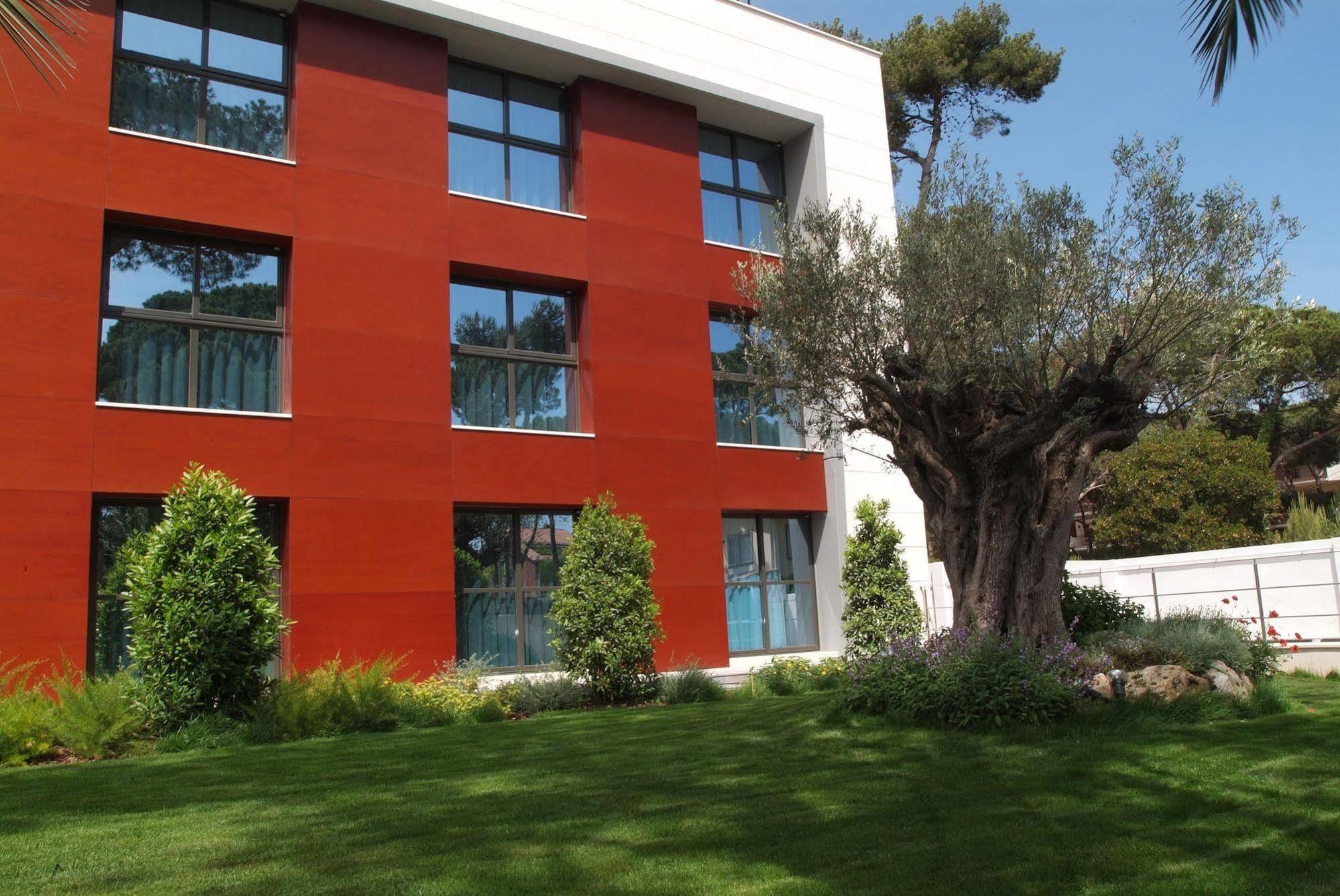 Apartamentos Royal Marina Gardens Castelldefels Luaran gambar