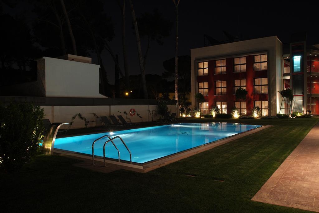 Apartamentos Royal Marina Gardens Castelldefels Luaran gambar