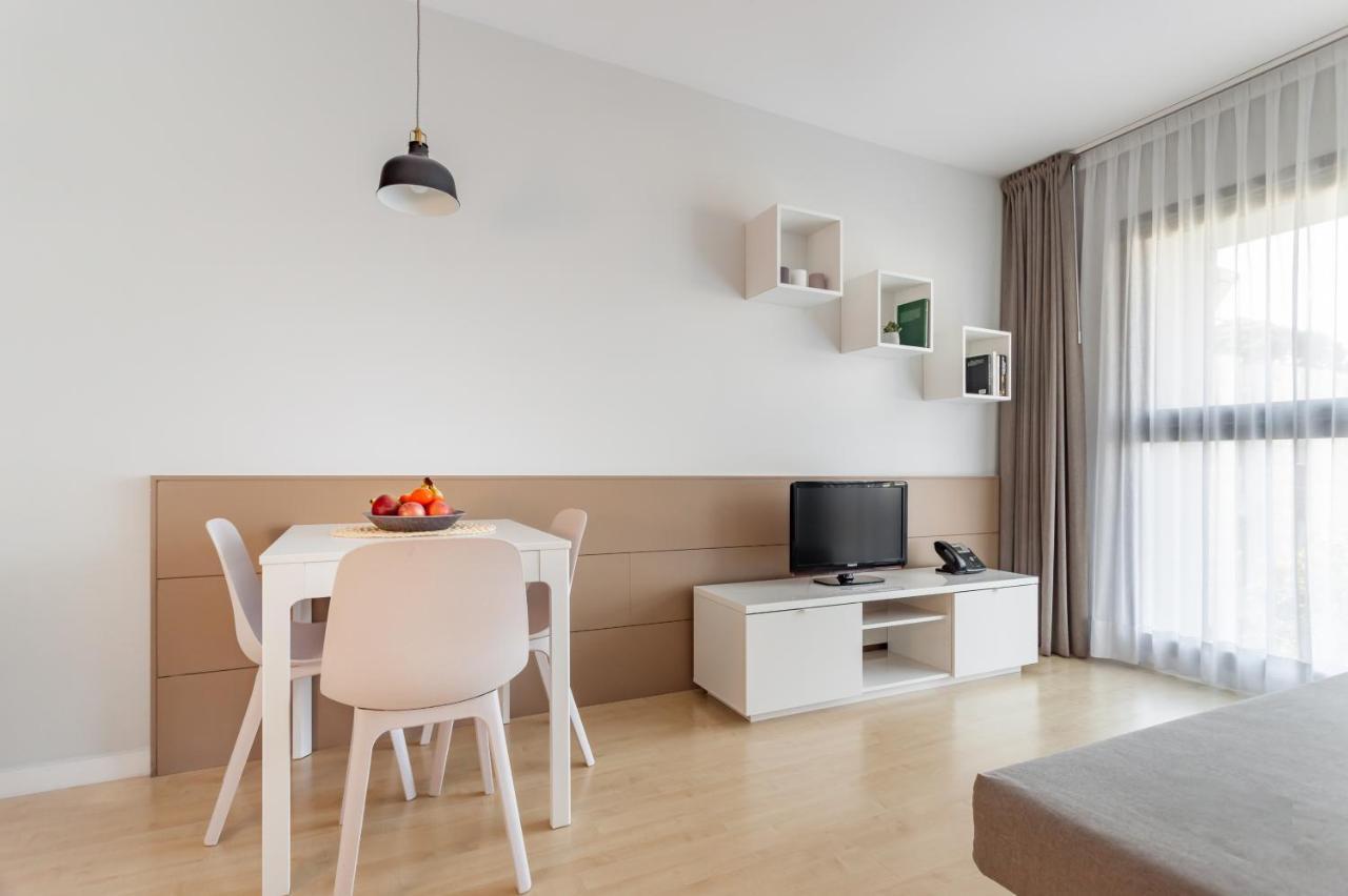 Apartamentos Royal Marina Gardens Castelldefels Luaran gambar