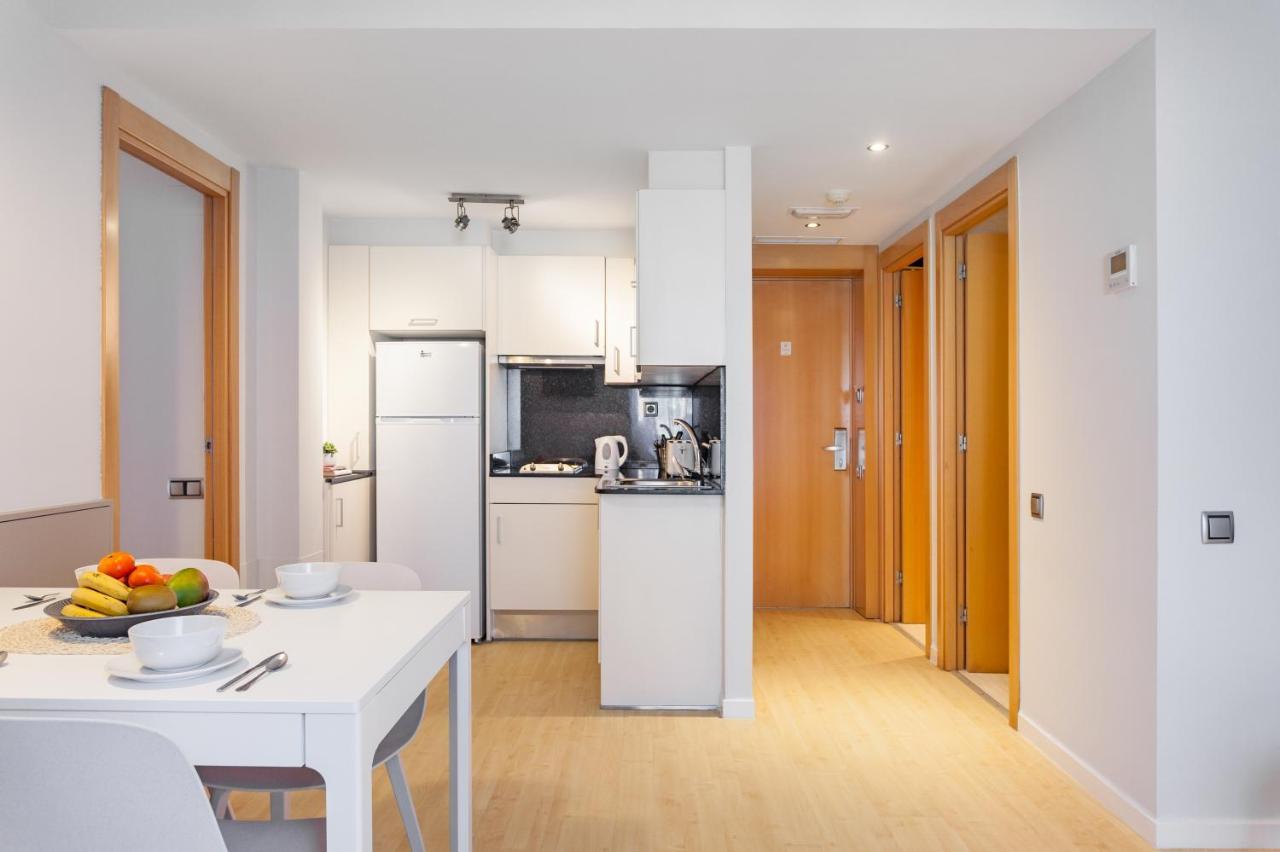 Apartamentos Royal Marina Gardens Castelldefels Luaran gambar